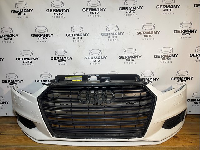 Бампер передній 8V5807065Q VAG