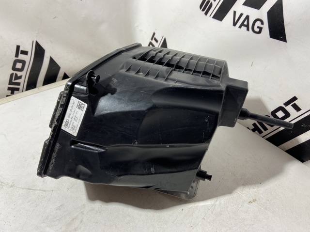 Коробка фільтра 8W0133837AB VAG