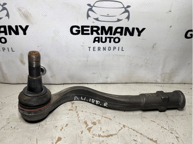 Наконечник рульовий 8W0423812B VAG