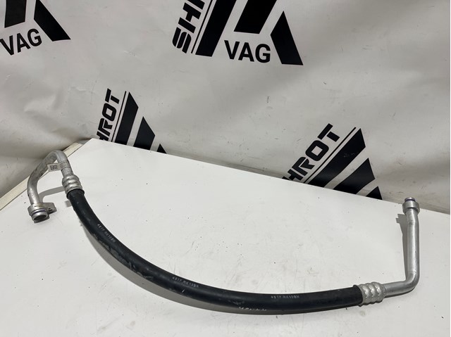 Трубопроводи 8W0816743BP VAG