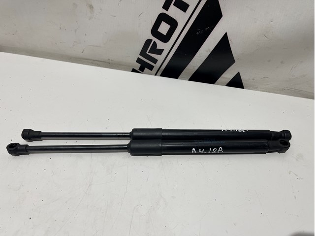 Упор капота 8W0823359B VAG