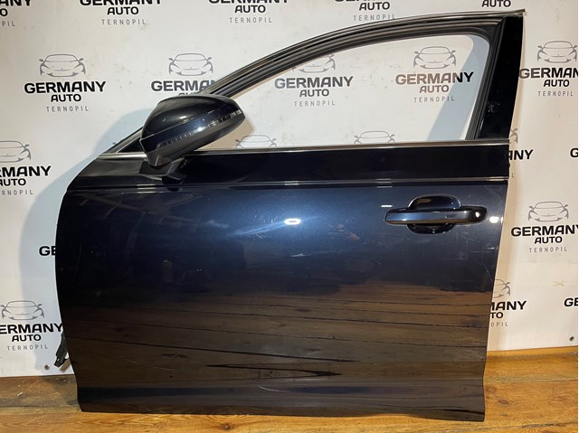Водійські двері 8W0831051E VAG