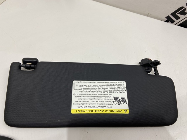 Козирок сонцезахисний автомобіля 8W0857551 VAG
