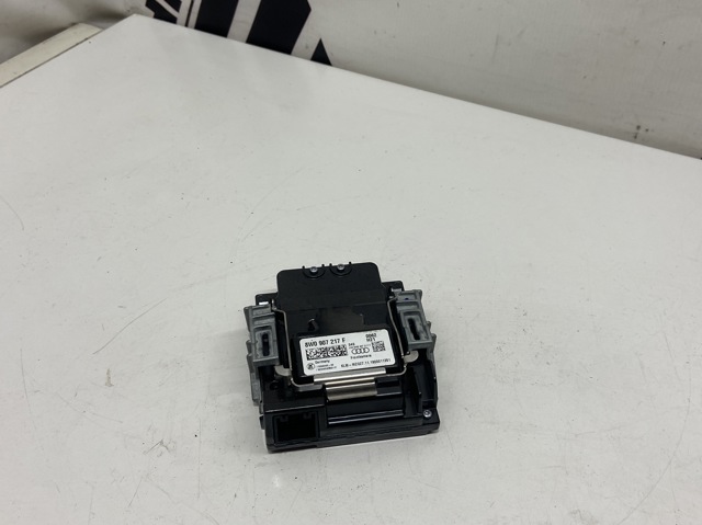 Камера заднього виду 8W0907217F VAG