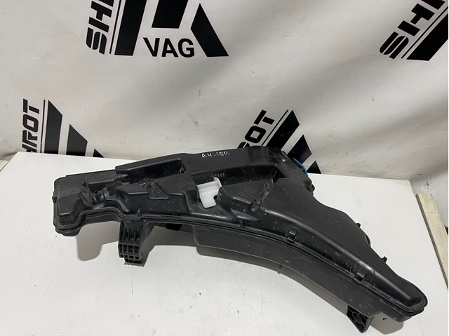 Бачок склоомивача 8W0955451L VAG
