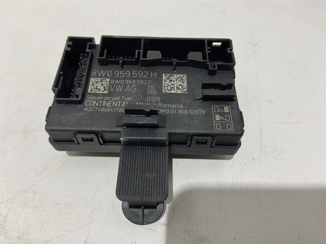 Блок комфорту передніх дверей 8W0959592H VAG