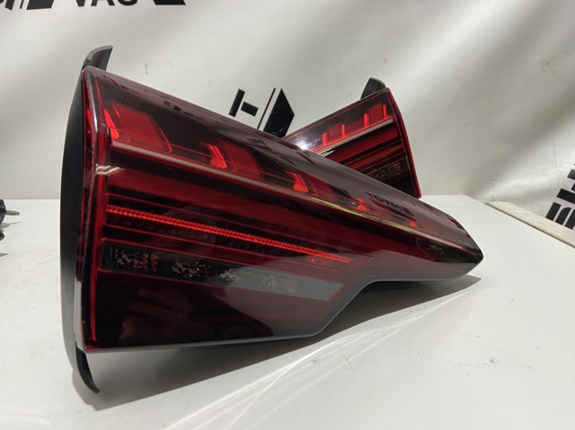 Стоп задній 8W5945093AB VAG