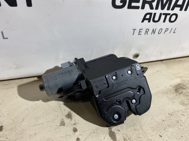 Замок кришки багажника 95B827505 PORSCHE