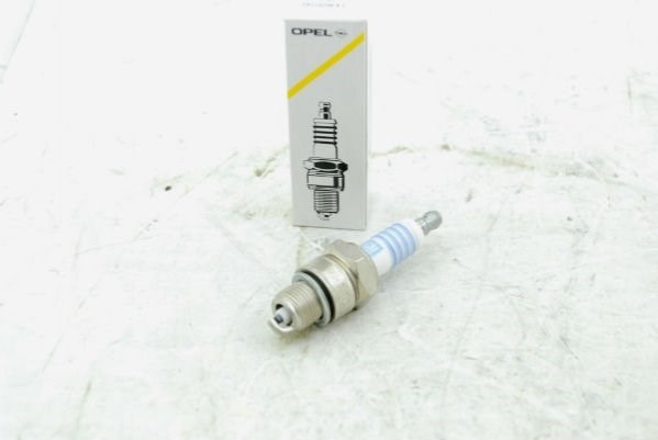 Свічки запалювання (запальні) і дроти 1214805 OPEL