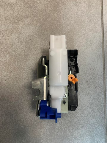 Замок дверей бічних / зсувних FG62541 MARKET (OEM)
