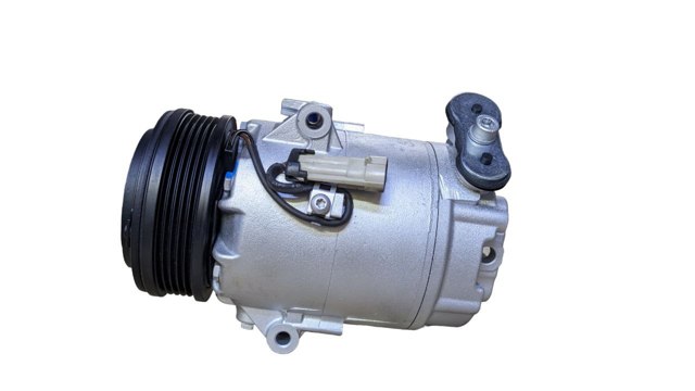 Компресор системи кондиціювання 13124749 OPEL