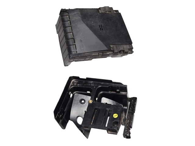 Корпус блока запобіжників 1K0907361C VAG