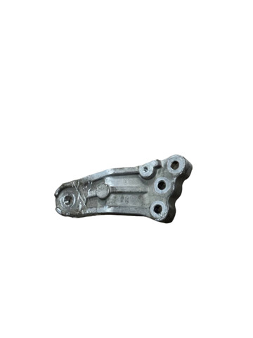 Кронштейн подушки (опори) двигуна, правої 218152H200 HYUNDAI