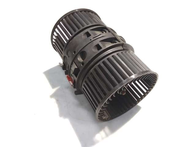 Електромотор пічки 272109961R RENAULT