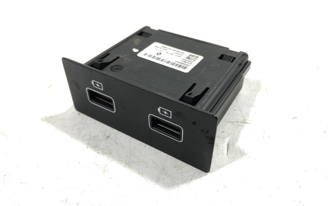 USB-розгалужувач 280230033R RENAULT