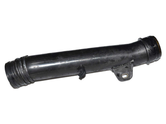 Патрубок повітряний, вхід в турбіну (наддув) 2D0129715A VAG