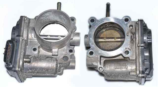 Дросільна заслінка в зборі 351002B310 HYUNDAI
