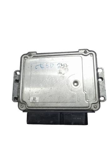Модуль управління двигуном 391032A765 HYUNDAI