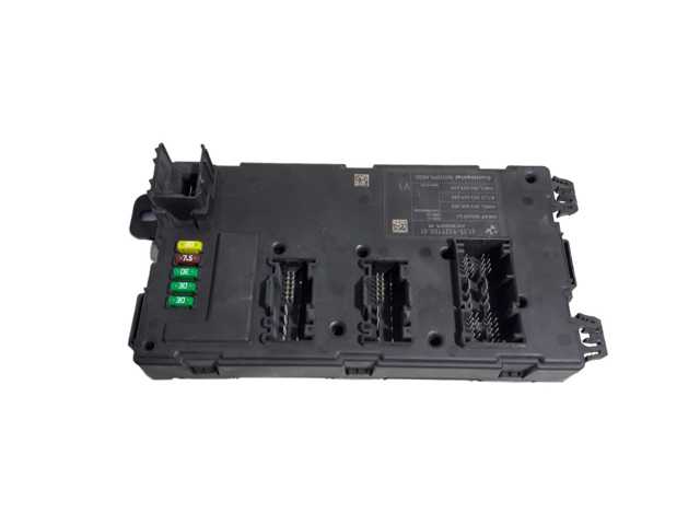 Коробка запобіжників 61359374506 BMW