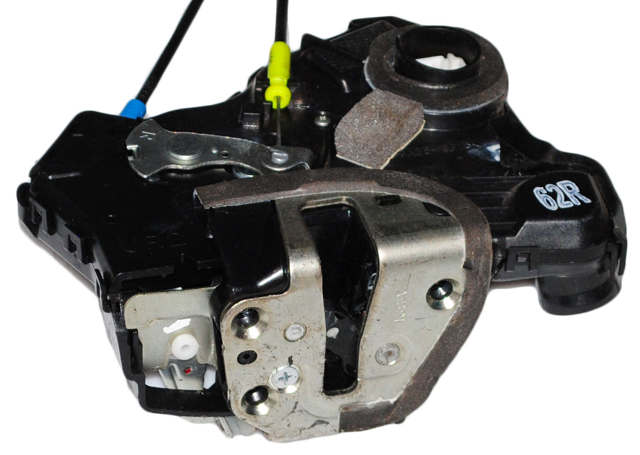 Внутрішній дверний замок 6903002161 TOYOTA