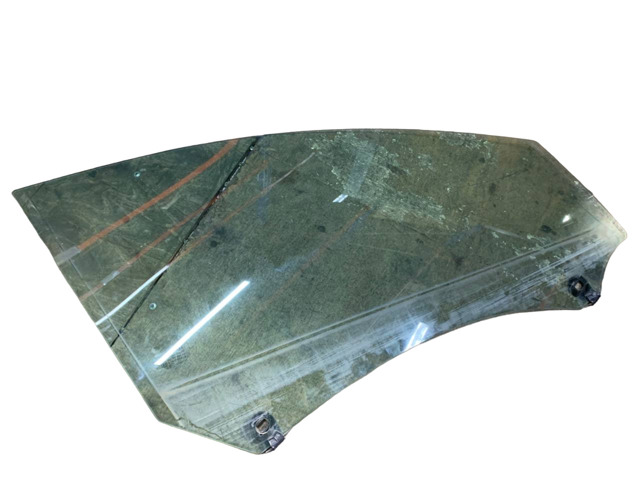 Скло пасажирських дверей 803002624R RENAULT