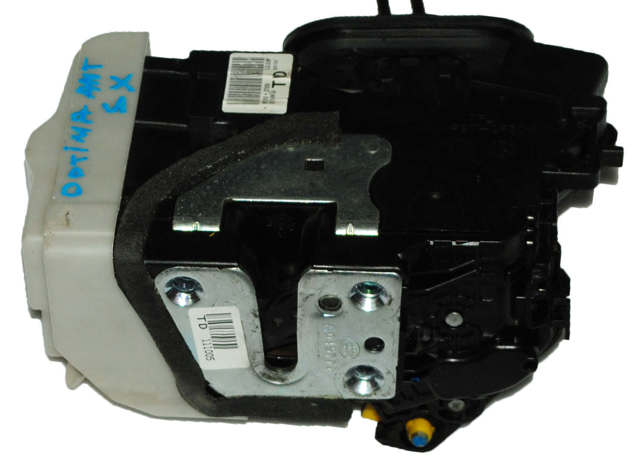 Замок водійських дверей 813102T030 HYUNDAI