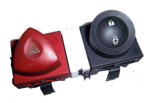 Аварійна кнопка 8200095493 RENAULT