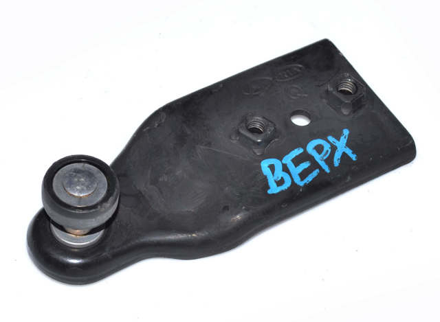 Ролик дверей бічних/зсувних, правий верхній 839804H000 HYUNDAI