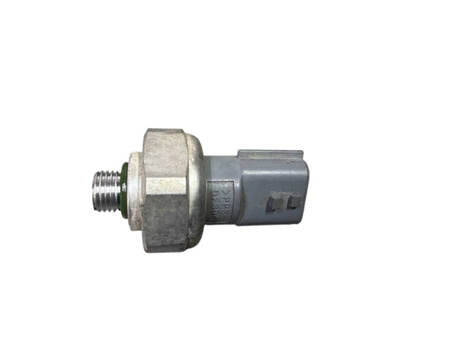 Клапан тиску кондиціонера 921366801R RENAULT