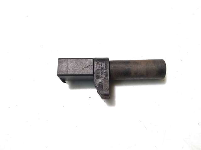 Датчик положення (оборотів) коленвалу MN960372 MITSUBISHI