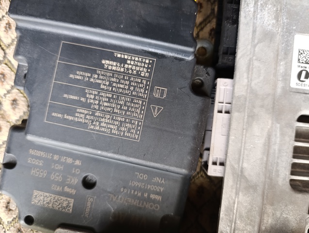 Блок управління airbag 4KE959655H VAG