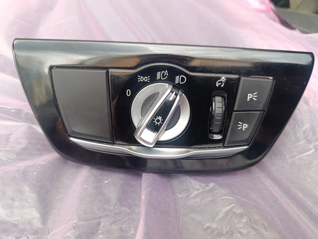 Перемикачі електричні (перемикач світла центральний) 9472967 BMW