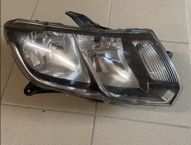 Права блок фара 260105559R RENAULT