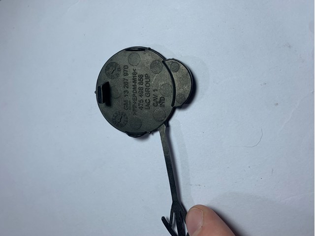 Заглушка бампера буксирувального гака, задня 13267970 OPEL