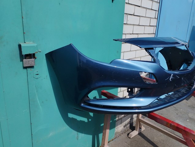 Бампер задній 13425478 OPEL