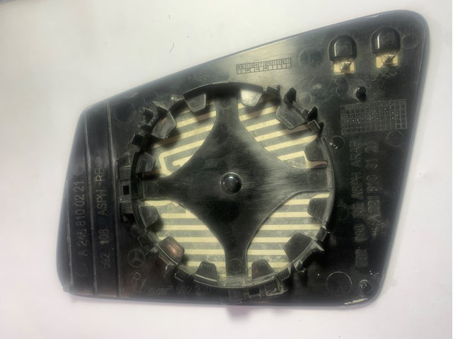 Дзеркальний елемент правий A2468100221 MERCEDES
