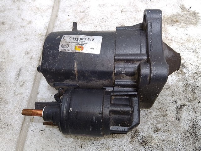 Стартер автомобільний 0986022810 BOSCH