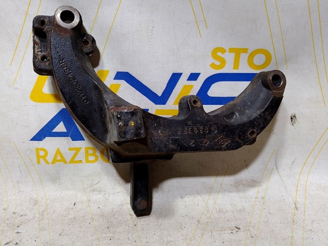 Кронштейн подушки коробки передач 112332438R RENAULT