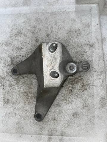 Кронштейн подушки коробки передач 112531966R RENAULT