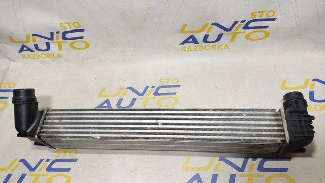 Охолоджувач наддувочного повітря 144960006R RENAULT