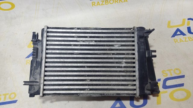 Радіатор интеркуллера 144962803R RENAULT