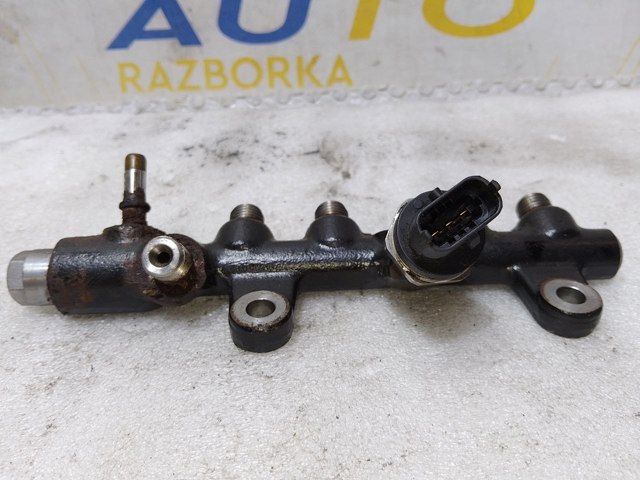 Розподільник палива 175210651R RENAULT