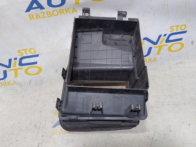 Повітропровід / дефлектор радіатора, правий 215588067R RENAULT