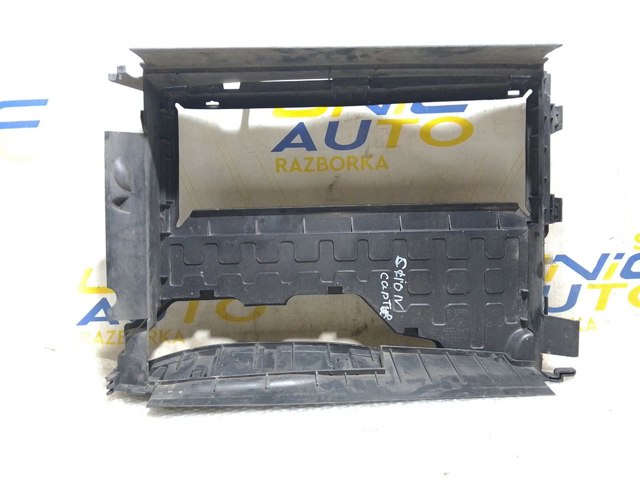 Повітропровід / дефлектор радіатора, лівий 215592894R RENAULT