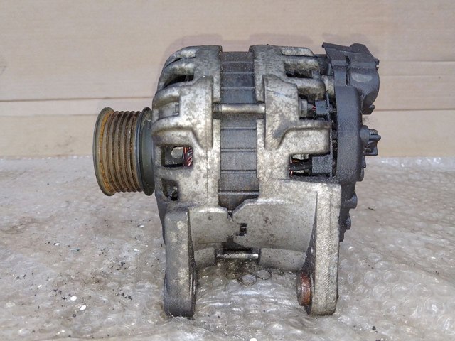 Генератор 231007633R RENAULT
