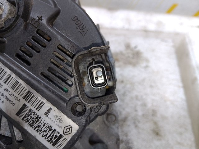 Генератор автомобільний 231007842R RENAULT