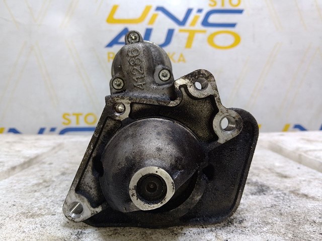 Стартер автомобільний 233001073R RENAULT