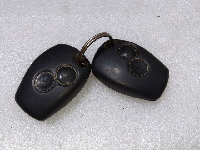 Мізки двигуна 237100875R RENAULT