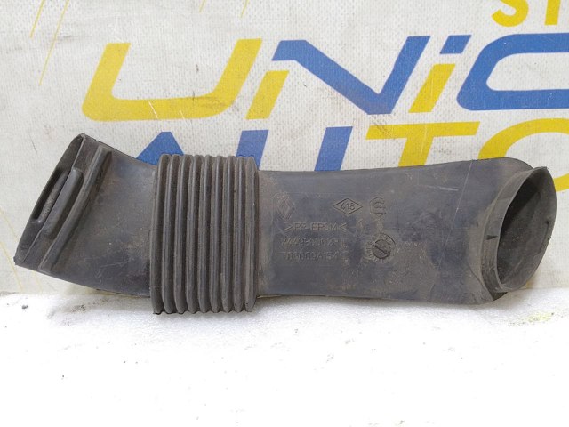 Дросельний патрубок 244930002R RENAULT