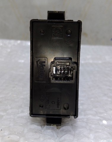 Кнопка аварійки 252905668R RENAULT